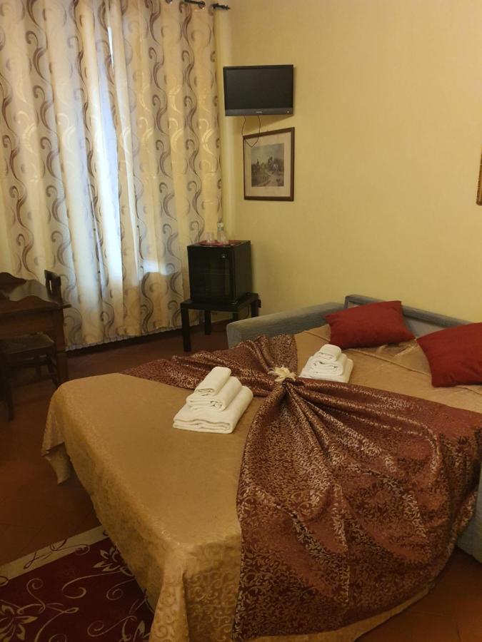 Window To The Tower Bed & Breakfast Pisa Bagian luar foto