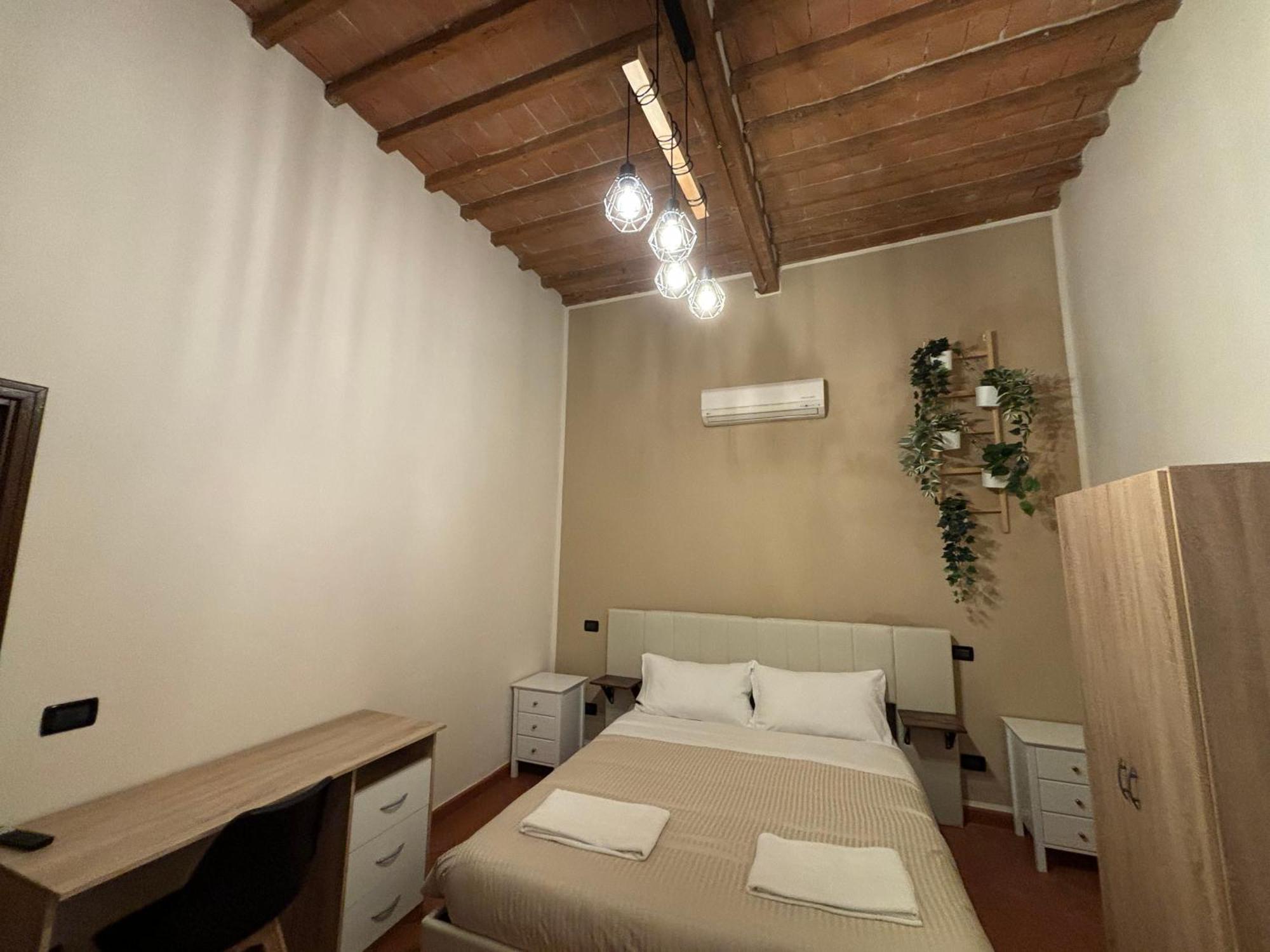 Window To The Tower Bed & Breakfast Pisa Bagian luar foto
