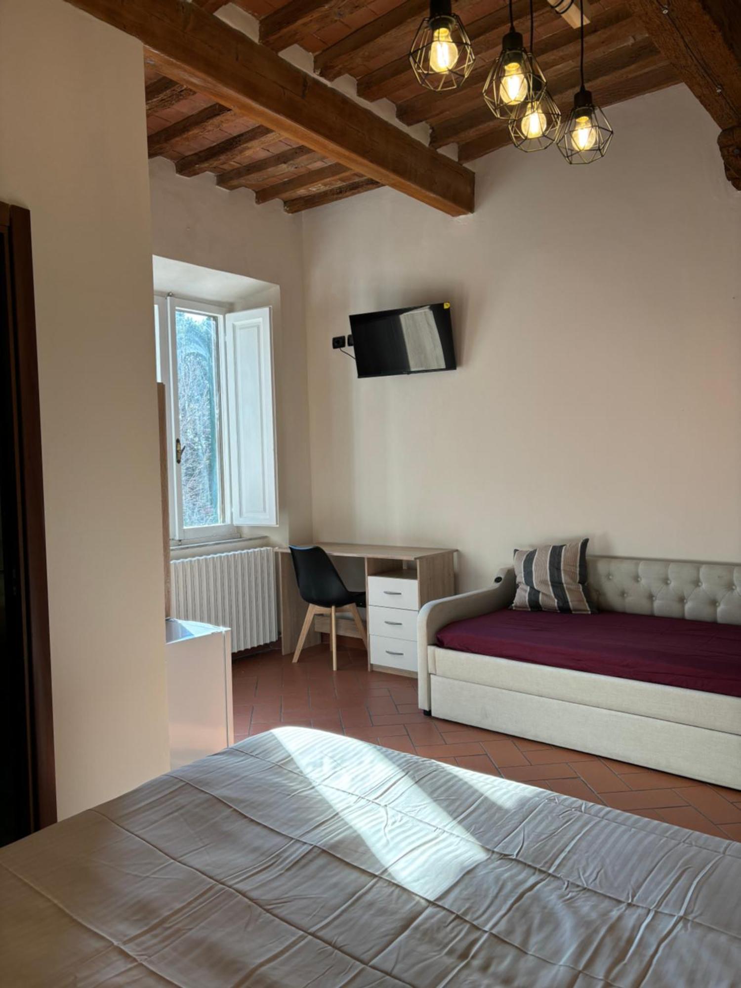 Window To The Tower Bed & Breakfast Pisa Bagian luar foto