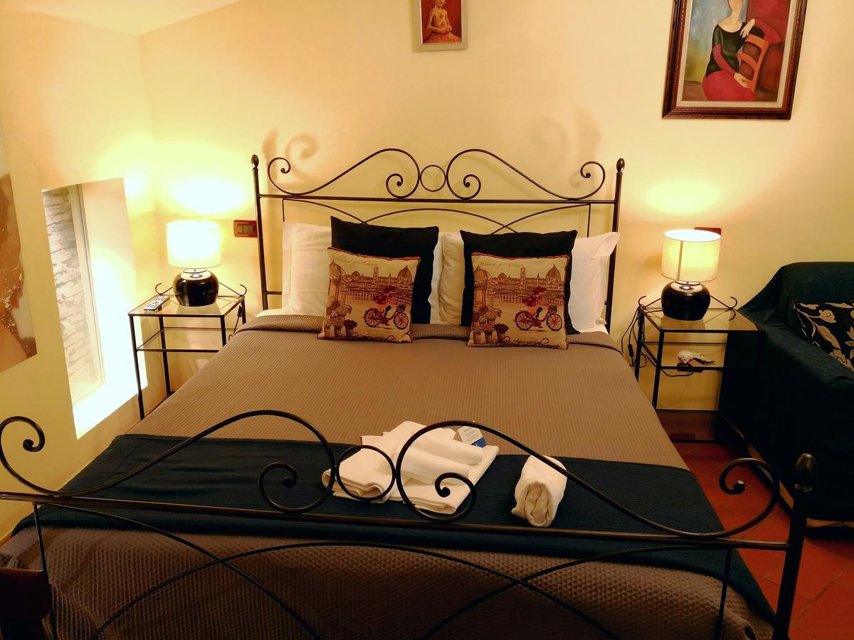 Window To The Tower Bed & Breakfast Pisa Bagian luar foto