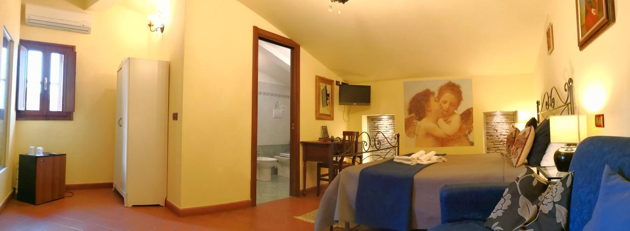 Window To The Tower Bed & Breakfast Pisa Bagian luar foto