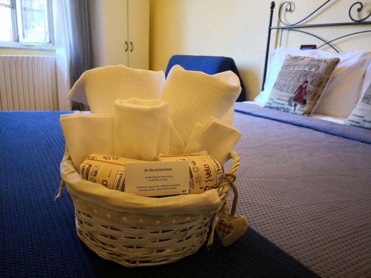 Window To The Tower Bed & Breakfast Pisa Bagian luar foto
